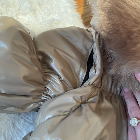 FAUX FUR LUXURIOUS DOWN-FILLED PARKA *** BRAND new / never worn*** - Picture 4 of 5